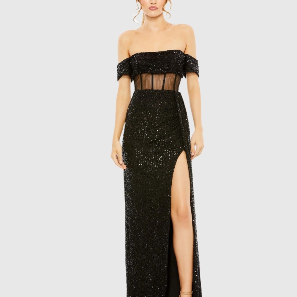 Mac DUGGAL Elegant Black Sequin Gown with Sheer Details new with tag size 2
